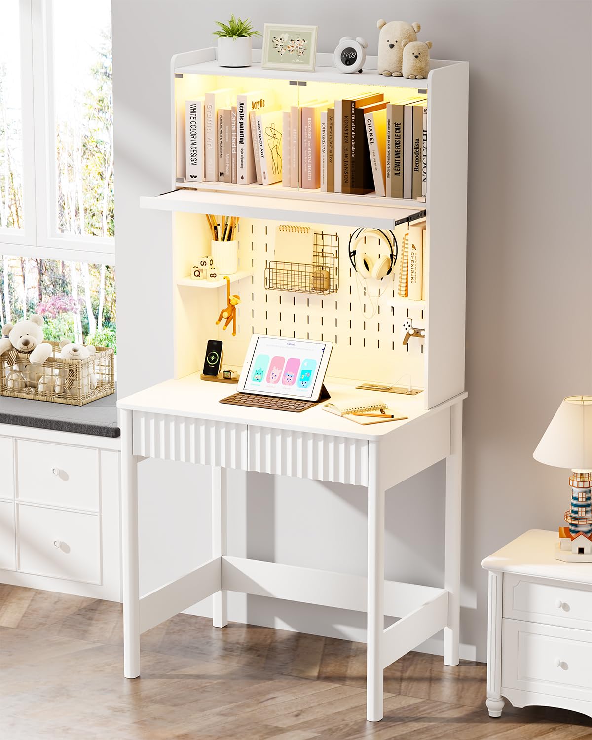 Office Furniture Outlet - Meja Putih dengan Stopkontak, Meja Kecil